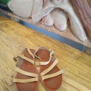 Lucky Brand Alexcia Tan Leather Strappy Sandals No Size... Measures 10" Size 9.5
